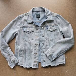 Wild Fable Lightwash Bleached Raw Hem Denim Jacket Women's Size XS